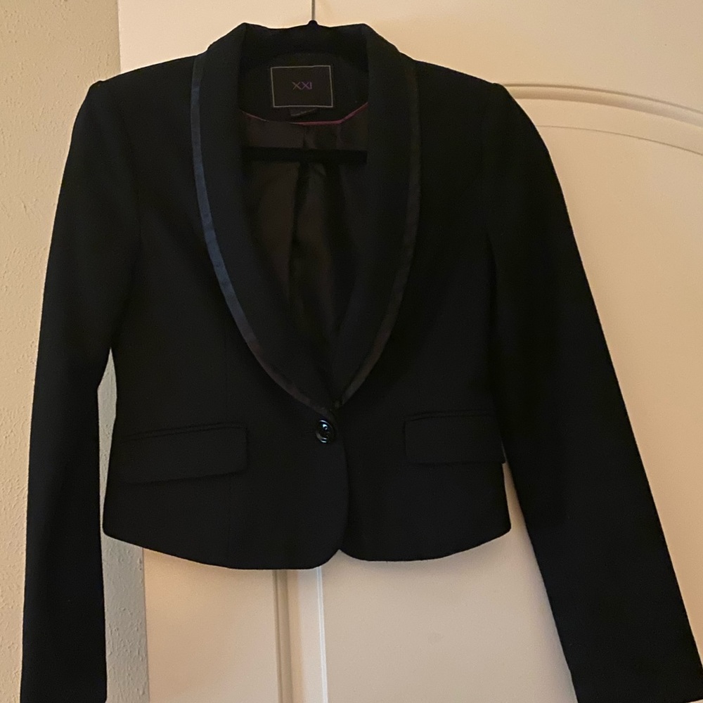 Wool blend blazer with satin trim. Size small.